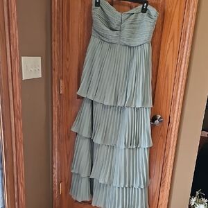 Lulu's Strapless Tiered Pleated Dress in Soft Green, Size L